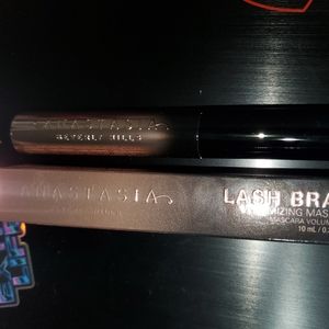 Anastasia Beverly Hills lash brag mascara